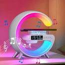 Carregador sem fio multifuncional com suporte, alto-falante, cartão TF, luz noturna RGB e estação de carregamento rápido para iPhone 16 15, Samsung, Xiaomi e Huawei.